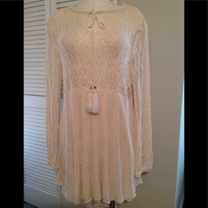 Umgee long knit top , beige in color ,EUC
